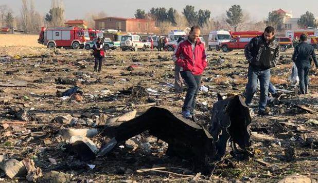 坠机残骸（图源：CNN）