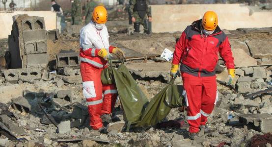 客机在伊朗坠毁 乌克兰总统：等报告别妄加猜测