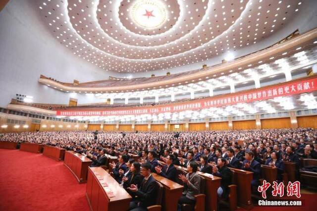  1月10日，中共中央、国务院在北京隆重举行国家科学技术奖励大会。中新社记者盛佳鹏摄