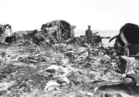  1973年，被以色列战斗机击落的客机残骸