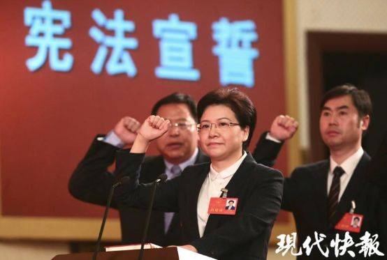 她成南京首位女市长 曾用三个比喻谈主政方向等