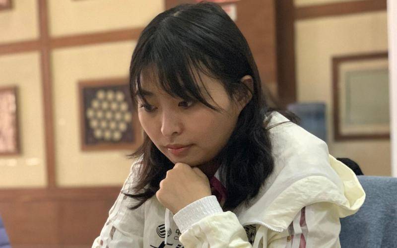 女子国际象棋世界冠军挑战赛，居文君主场弈和