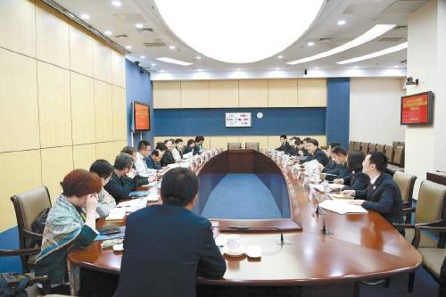 北京:结合代表委员关注 分领域专题座谈征求意见