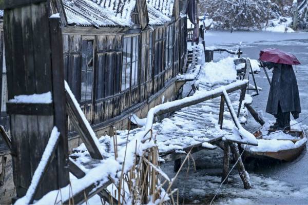 印度北部13日起遭遇大雪天气（图源：俄罗斯卫星通讯社）