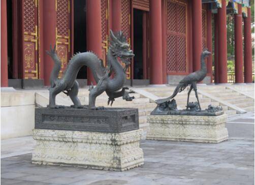 李零：为何欧洲和中国的重要建筑物前都喜欢用狮子守门？