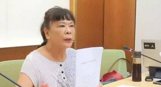 台大名誉教授贺德芬举证蔡英文学历造假