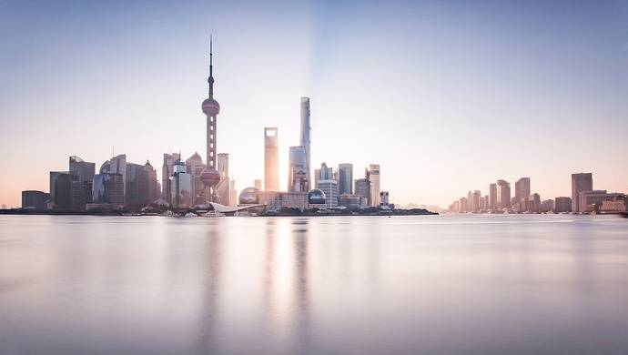 上海市人代会主席团会议确认议案42件，接收代表建议1000件