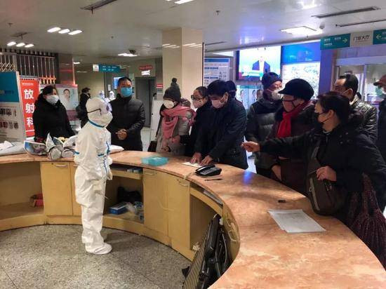 中国青年报·中国青年网记者拍摄的武汉市第五医院