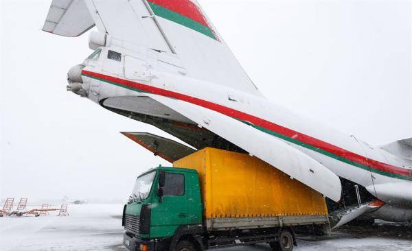 当地时间1月29日，白俄罗斯派出军机搭载医疗物资援助中国。