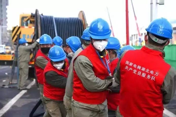 一线员工讲述：火神山雷神山医院如何极速建成