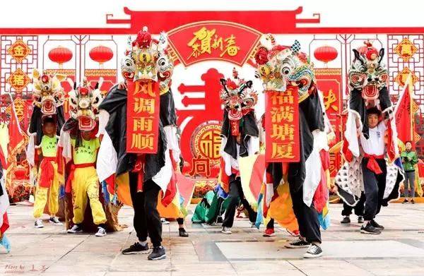 东莞：去年元夜时，花市灯如昼；今年元夜时，灯熄爱依旧！