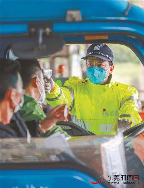 “蓝白搭档”在“疫”线⑥丨默契兄弟向父母“撒谎”上一线