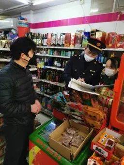 上海曝光口罩违法案：便利店加价2倍 网店加价3倍