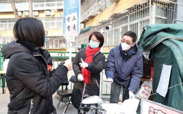 北京古一社区志愿者：守住社区守住家，疫情没那么可怕