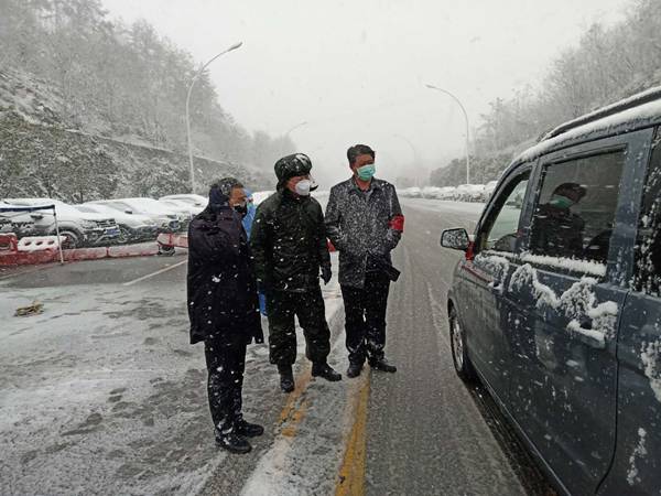 随州：风雪无阻 坚守“抗疫”一线