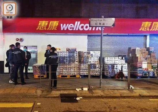 警方到场调查。图源：香港“东网”