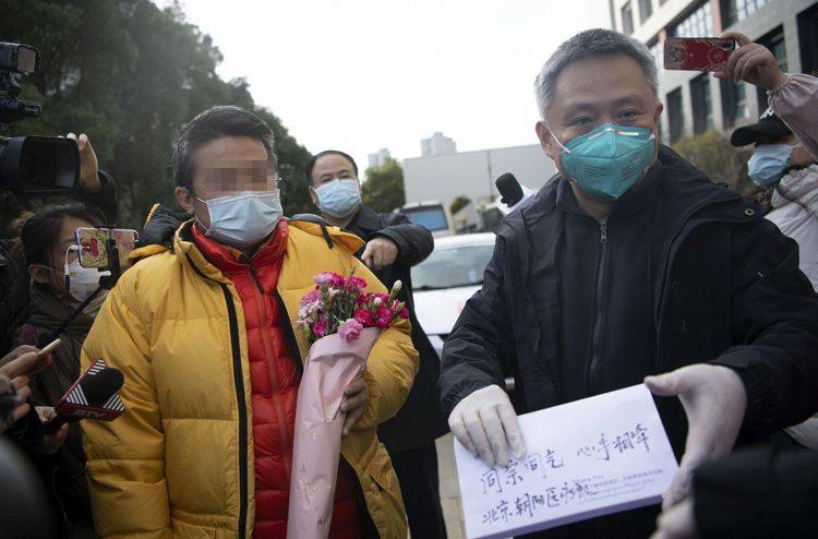 北京医疗队又治愈4名患者！其中一位是台胞 组图