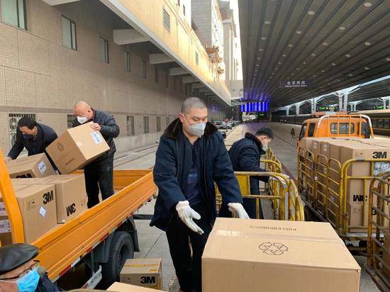 春运落幕：节后客流下降货运猛增 京张创三个纪录