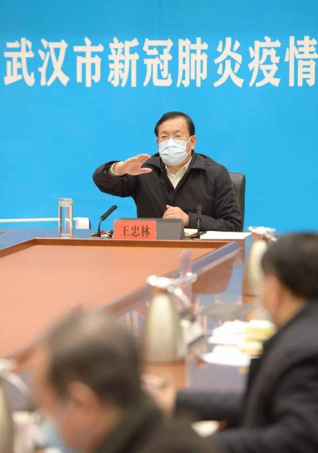 “等不了、拖不起、慢不得！” 武汉书记督促区委书记区长签“责任状”