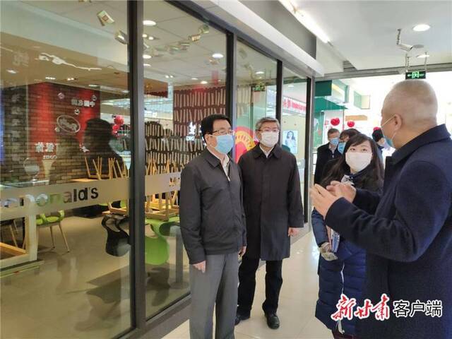 林铎在兰州调研城市居民日常生活用品供应保障情况