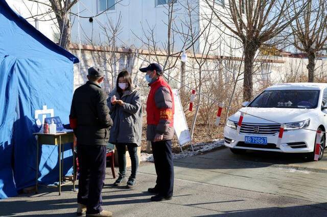 河道也是道 阻击疫情平谷王辛庄镇河长在行动