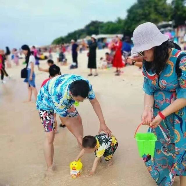 武汉29岁女医生殉职 父亲朋友圈写下一段话字字催泪