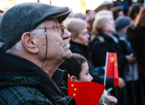 “贝尔格莱德牵挂着中国”