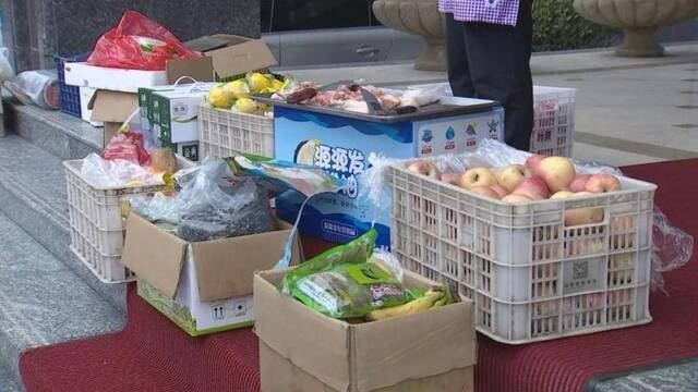 山东新泰：小卖部食材店火烧铺3家业户擅自复工被关停