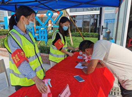 爱心“疫”剪，中建四局这家工地解决工友“头等”大事