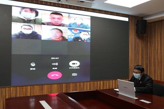 全国人大代表李叶红通过视频连线参与未成年人训诫教育