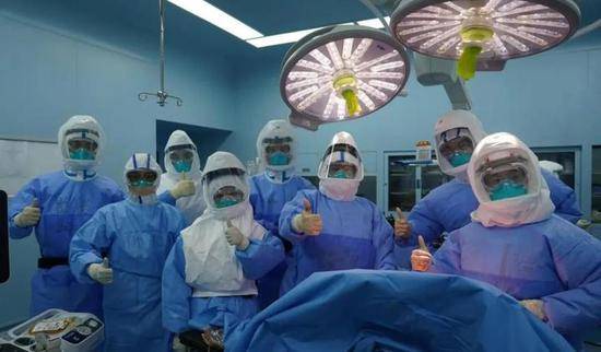 浙大一院完成全球首例老年新冠肺移植手术