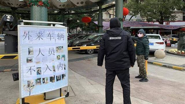 上海战疫手记｜口罩不够要筹，不合理的“骂”要怼，不惹事不怕事才能办成事