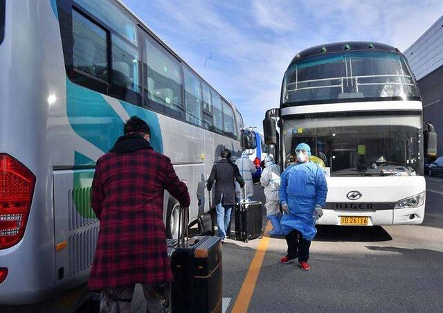 疫情严重国家抵京旅客接待区今日投入使用  组图