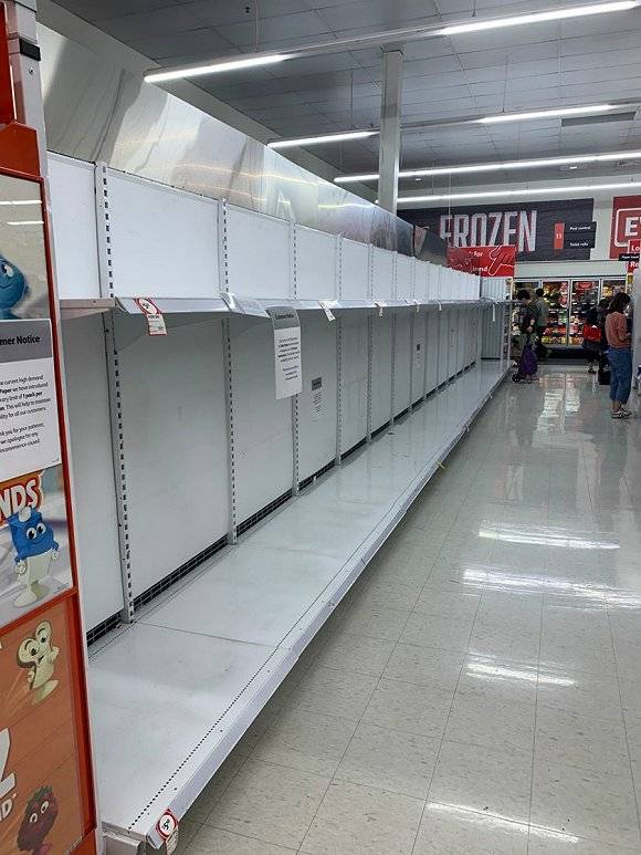 堪培拉当地超市里的厕纸在上周曾被抢空。来源：受访者提供
