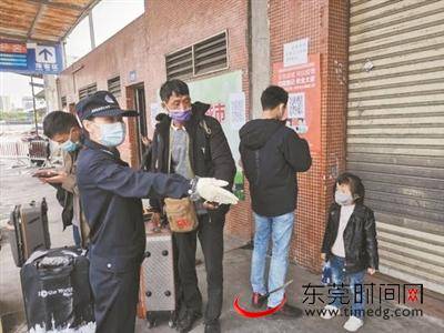 市公安局虎门分局太平派出所女警齐家园：警队新兵练成抗疫战场老兵