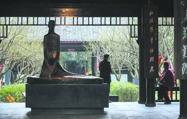 武侯祠、杜甫草堂和永陵博物馆开放