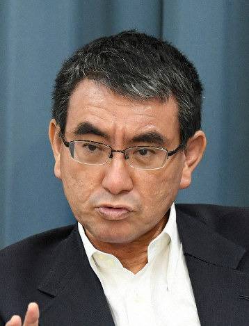 日本防卫相河野太郎（每日新闻）