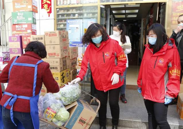 外交学院教授从美国回海淀隔离：社区防疫到位让我们安心