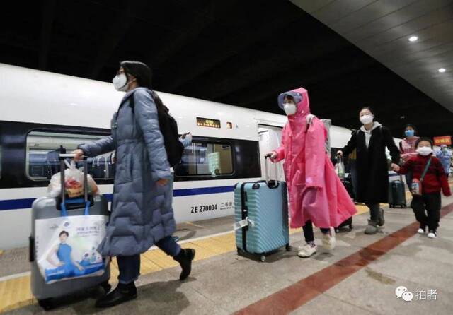 欢迎回家！首批800余名北京滞留湖北人员今日抵京