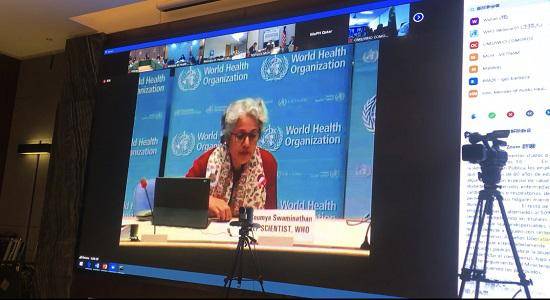 世卫组织首席科学家苏米娅·斯瓦米纳坦在疫情信息视频通报会上。