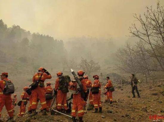 四川凉山火灾一周年当地再发山火 书记省长作出批示