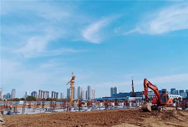 中国华电推进重大工程建设 帮扶贫困农民工就业