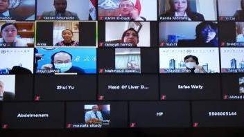 武汉大学人民医院同埃及本哈大学医学院举行新冠肺炎疫情视频交流会议