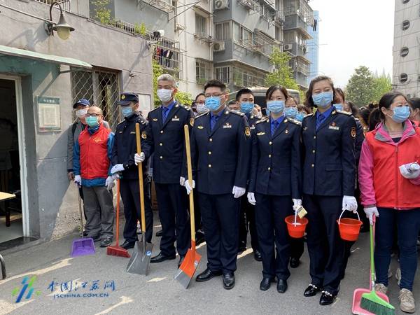 “十八般武艺”样样强 南京秦淮千名机关干部下沉社区打造美丽家园