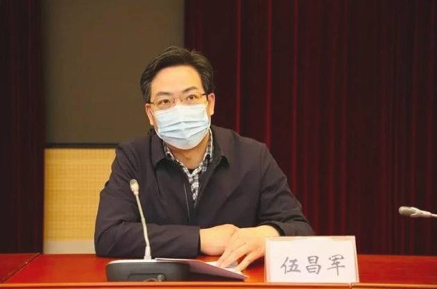 官方首次披露，湖北一市委书记曾感染新冠肺炎