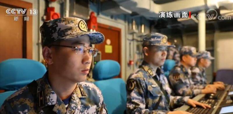 海军：实弹射击 提升舰艇编队战斗力