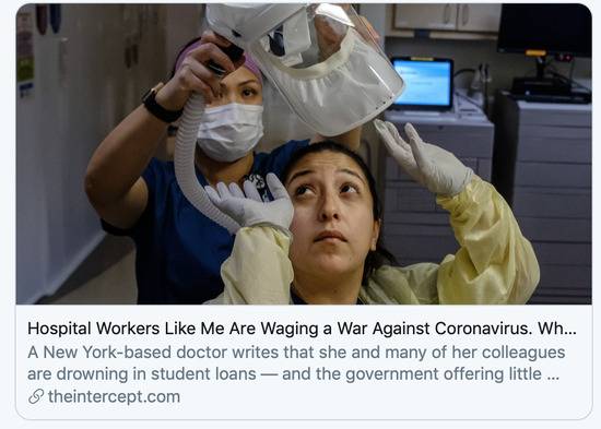 医护人员和新冠病毒的“战争”。
