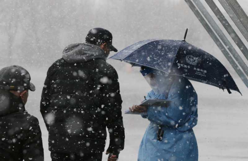 倒春寒中，绥芬河、牡丹江2万名干部顶风冒雪，奋战在一线