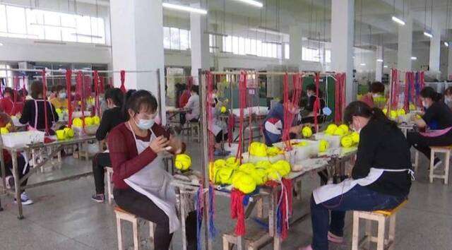 《福建省女职工劳动保护条例》5月1日起施行 延长生育津贴发放天数成最大亮点