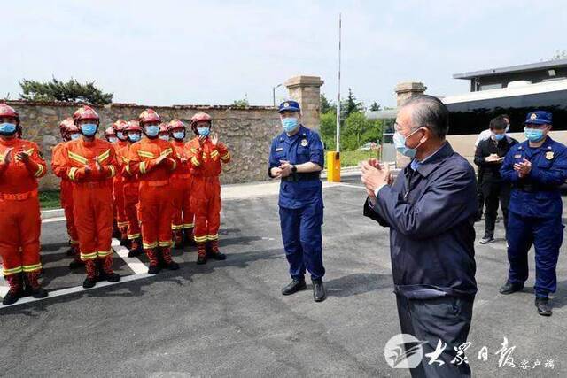 五一小长假首日，各地省委书记们都去了哪里？